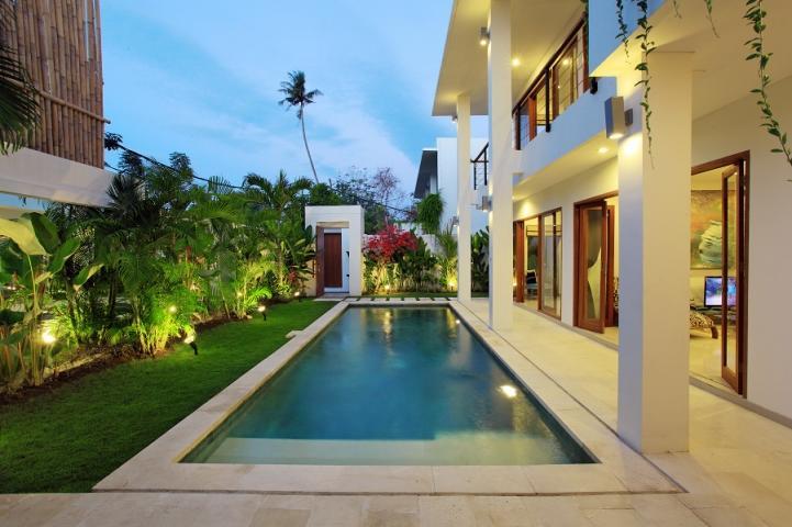 Moonlight Villa Bali Nusa Dua  Exterior photo