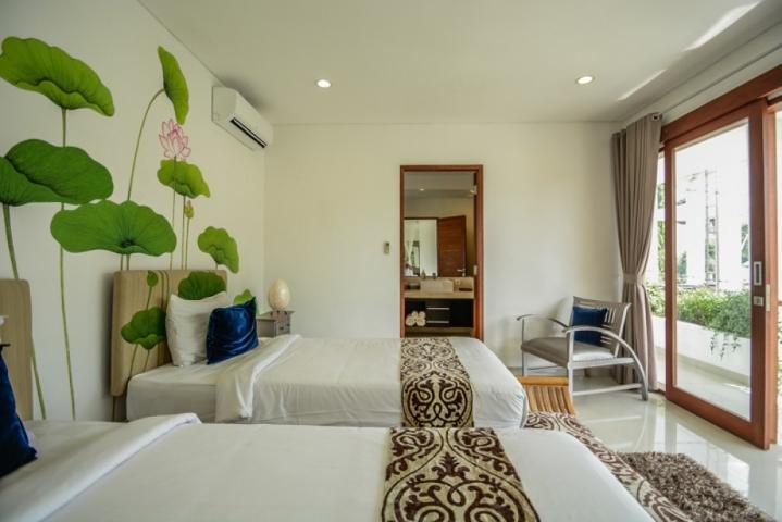 Moonlight Villa Bali Nusa Dua  Exterior photo